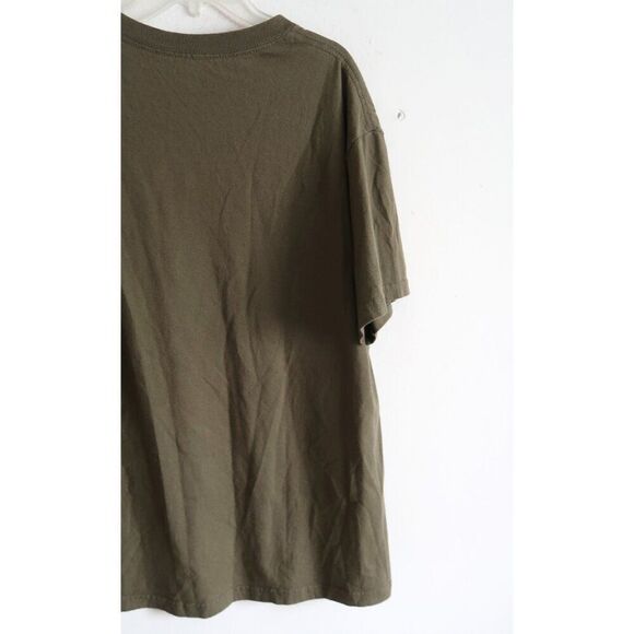 "Black and Highly Favored" Tee - Size Large - Picture 5 of 6